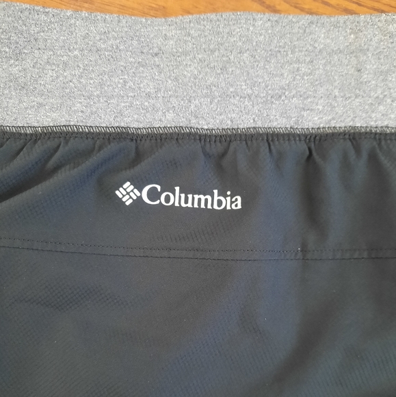 Columbia Running Shorts, Size Large, Black + Gray - Picture 3 of 7
